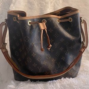 Louis Vuitton petit noe